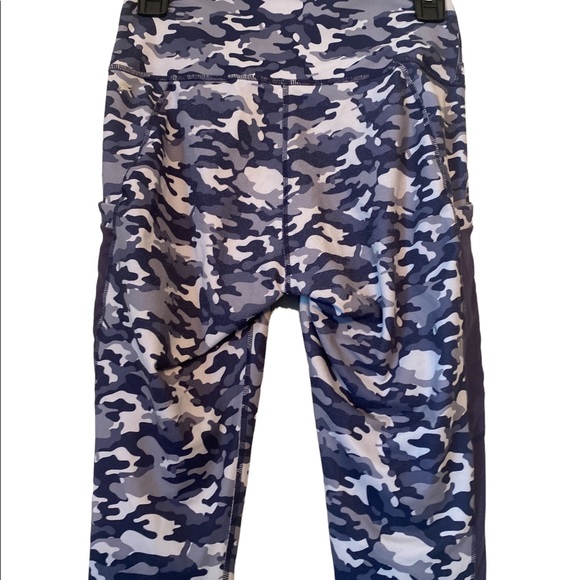 Powerhold by Fabletics Camouflage High Rise Leggings - Picture 9 of 10